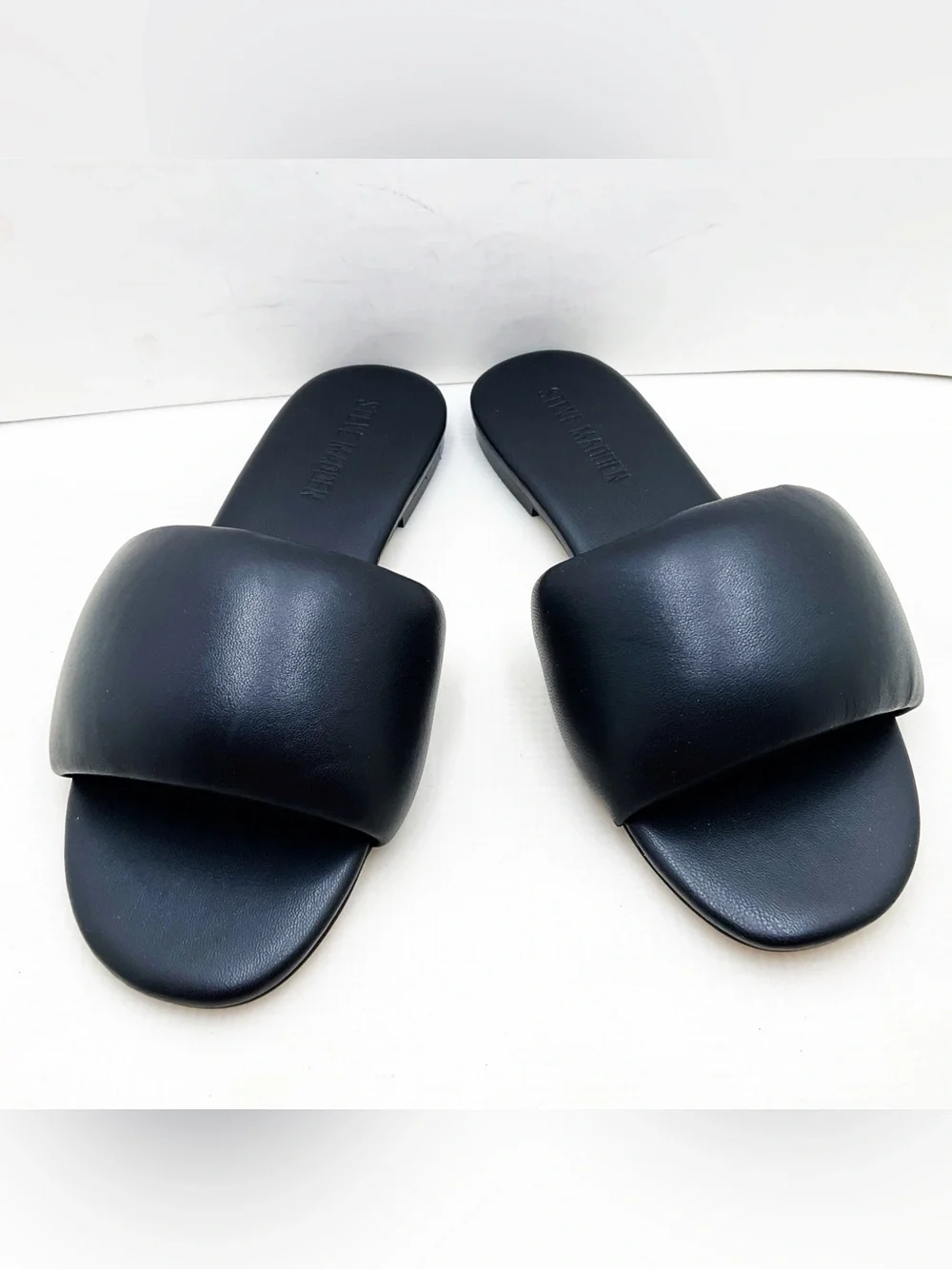 🆕{Steve Madden} Karter Puffy Leather Slide Sandals
